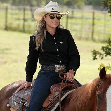Comfort​ Enhancements:‌ Must-Have⁣ riding Apparel