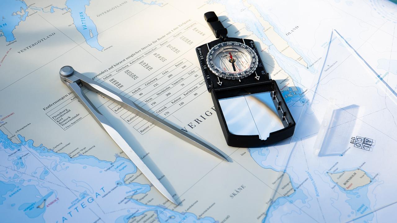 Top⁢ Navigation ⁤and Communication Tools for Riders