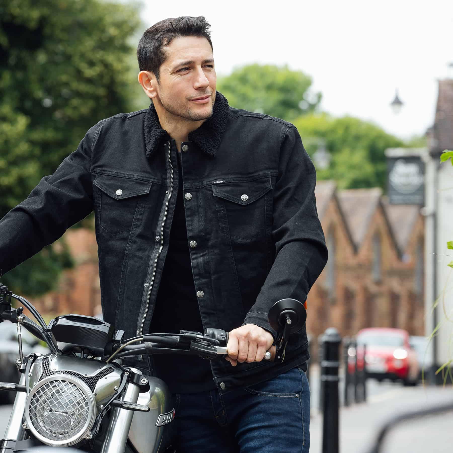Versatile Jackets that Combine Functionality and Fashion