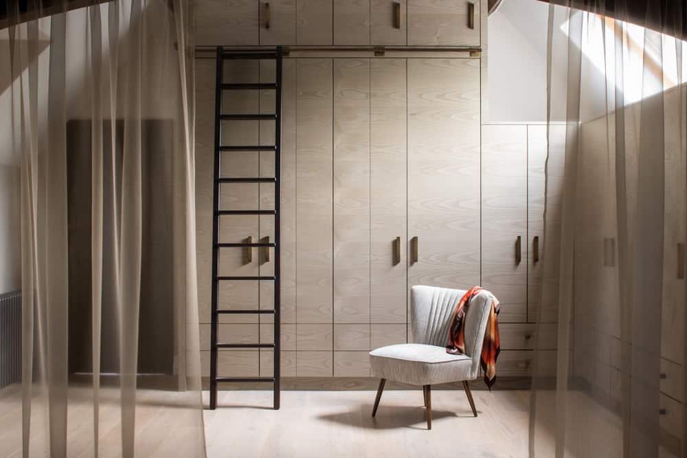 Tailored Storage Solutions for ​Efficient Packing