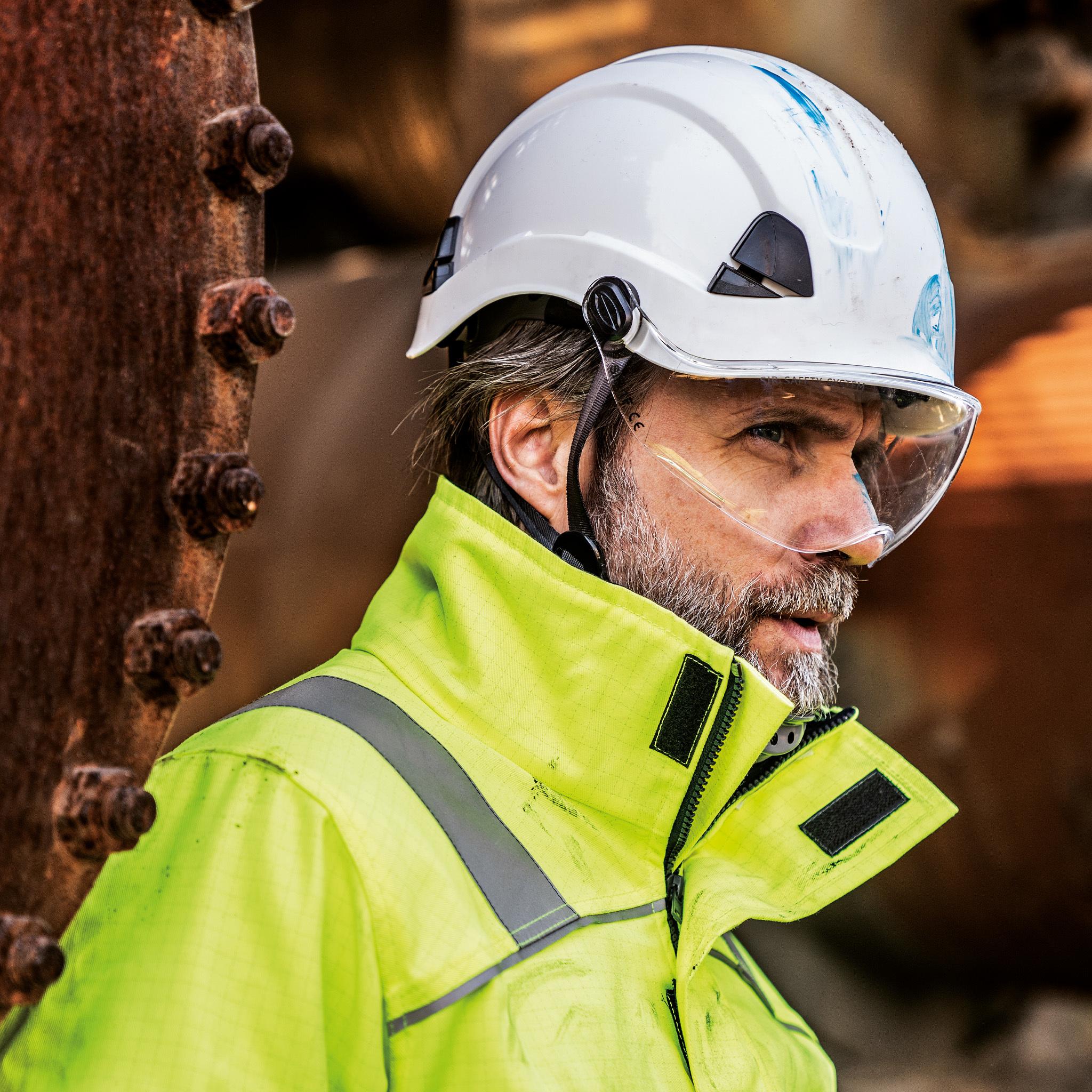 Protective Helmets: Choosing the Right One