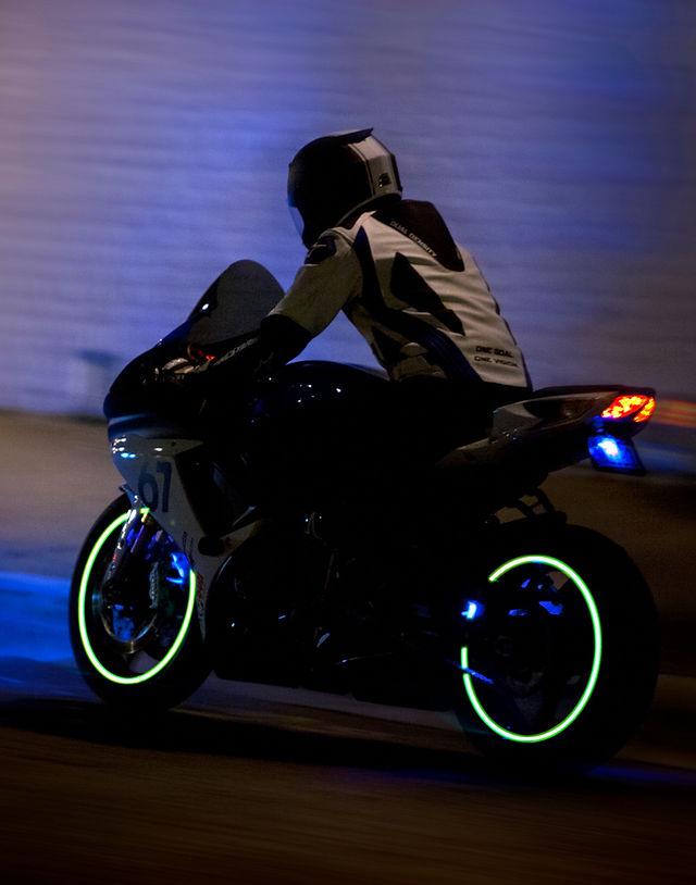 Enhance Your Visibility: the Importance⁢ of Motorcycle Lighting