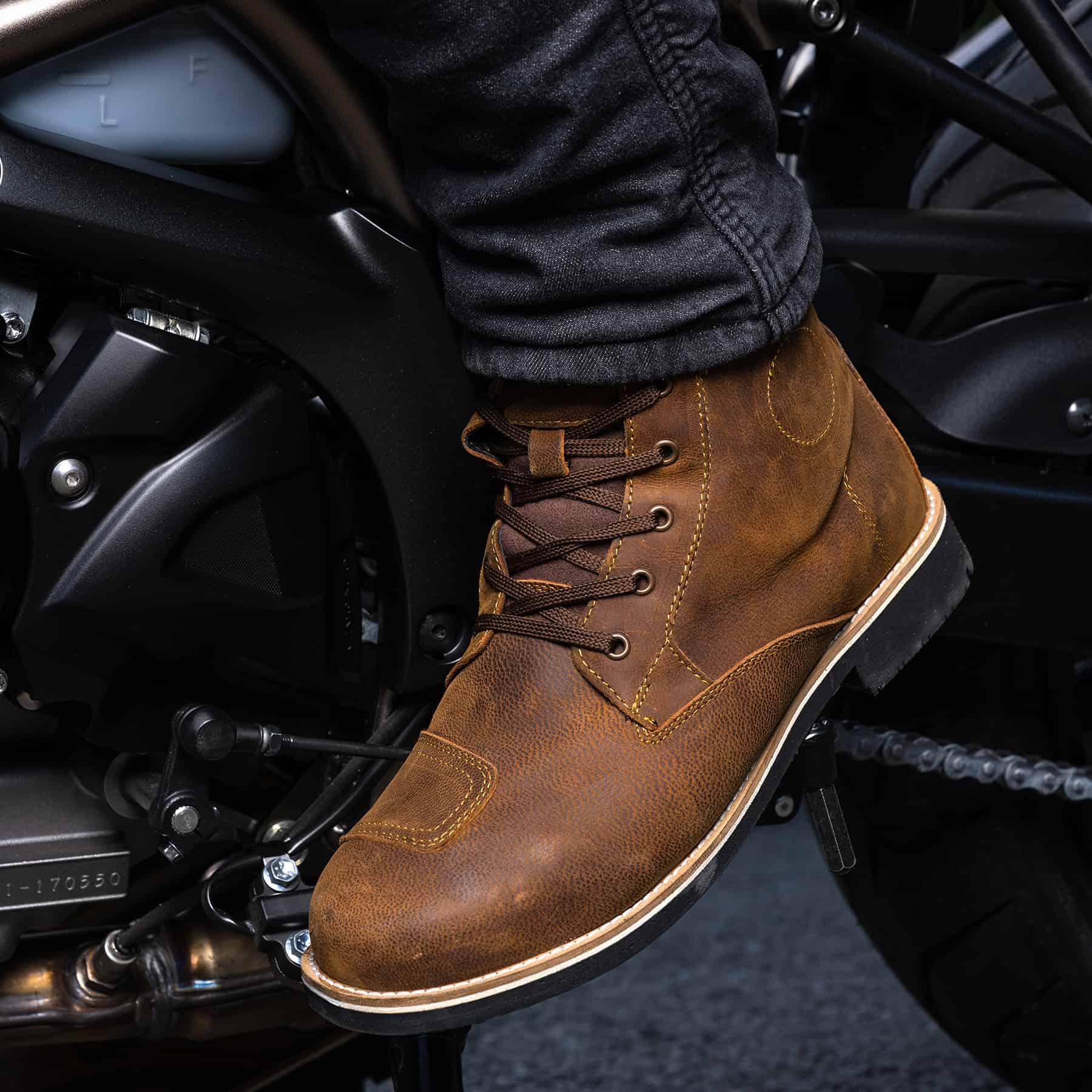 Protective Footwear: Finding the Perfect Motorcycle Boots