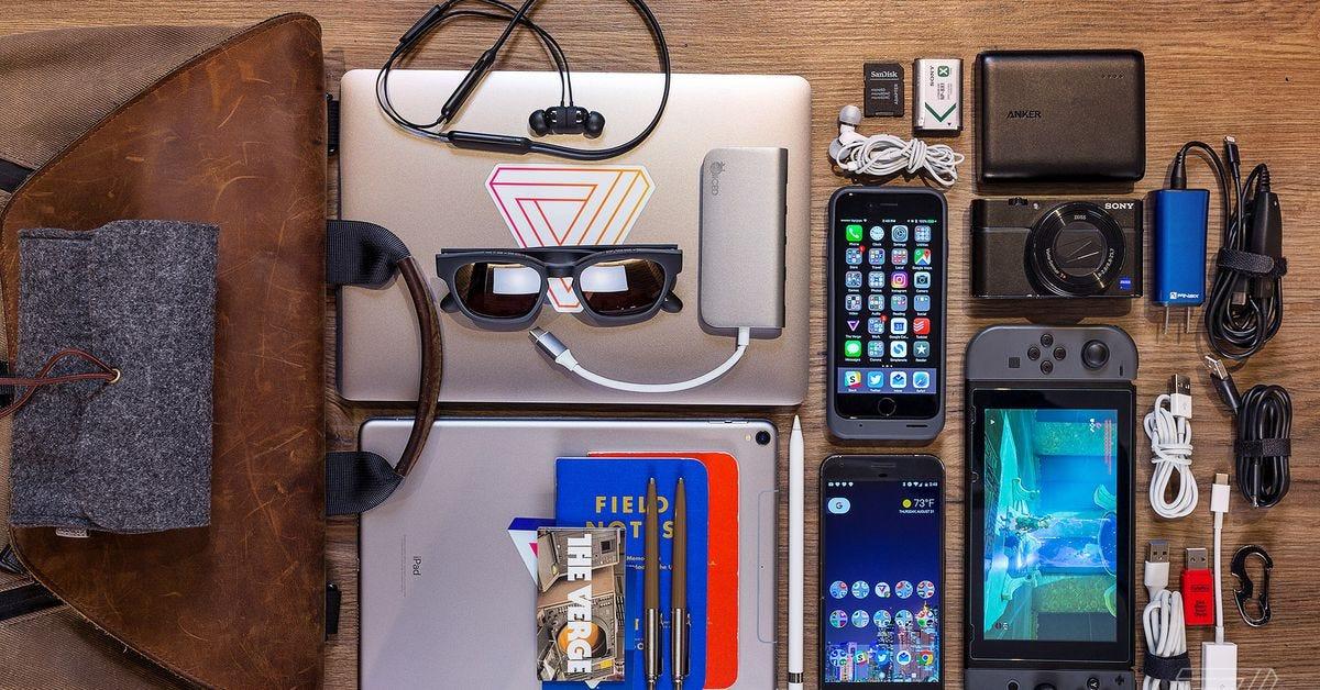 Stay Connected‍ with Cutting-Edge Tech ⁤Gadgets