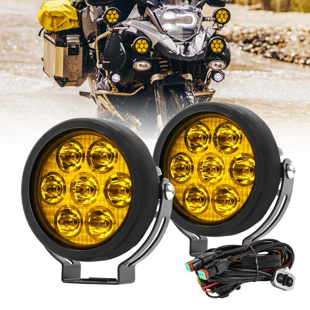 Enhancing Visibility on⁤ the Road: The ​Importance of Motorcycle Lights and Reflectors