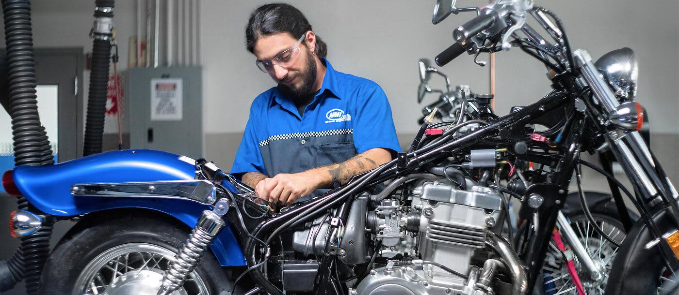Revamp Your​ ride with Innovative Motorcycle ⁤Tech and Gadgets