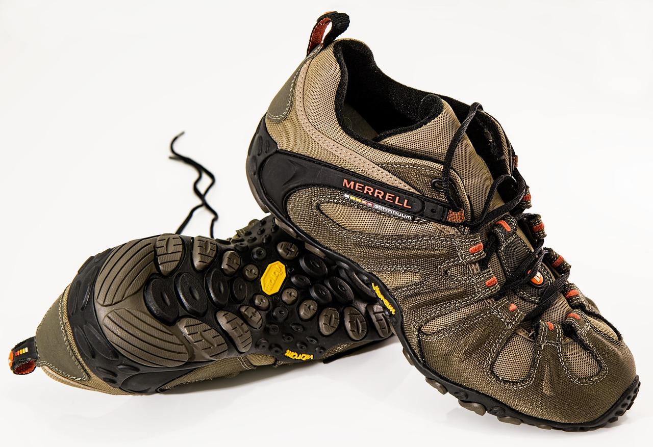 Durable ⁤Footwear: ⁣Protecting Your Feet ‌in Style