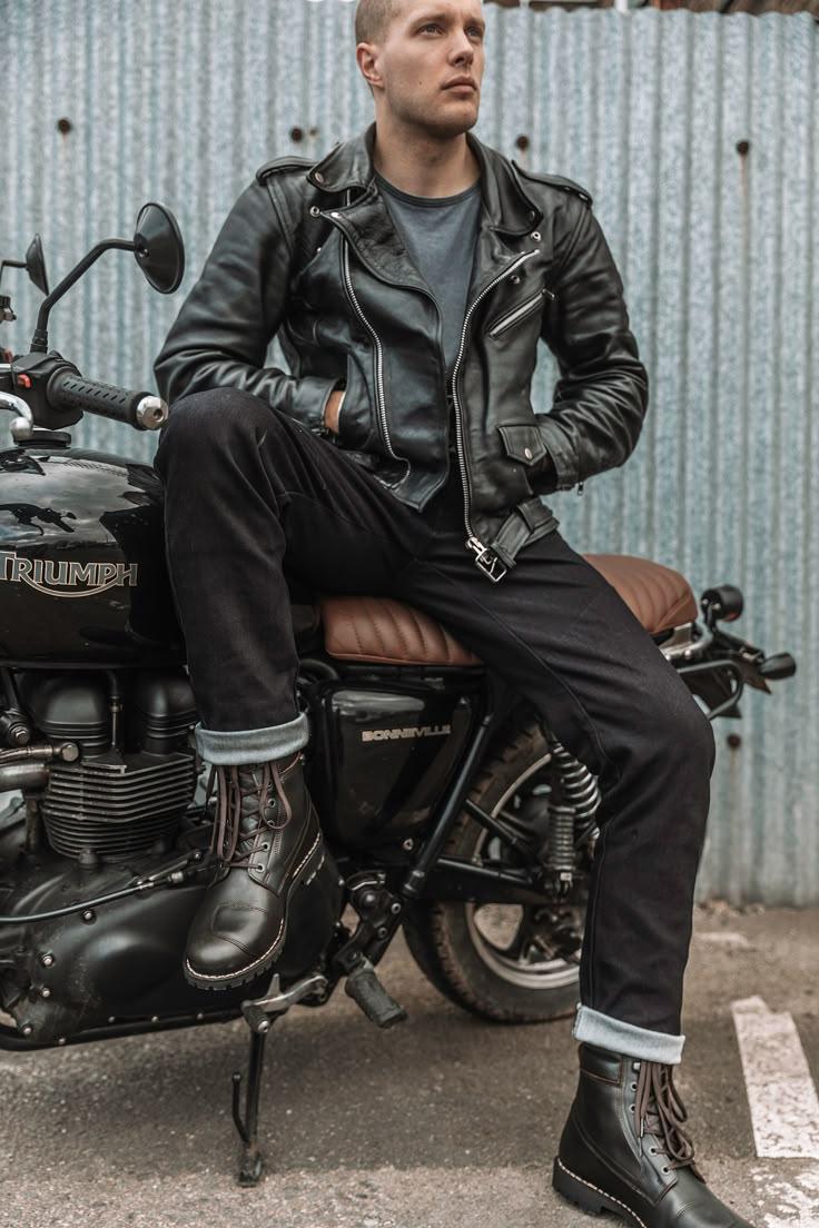 Must-Have Tech Gadgets for the Modern Biker