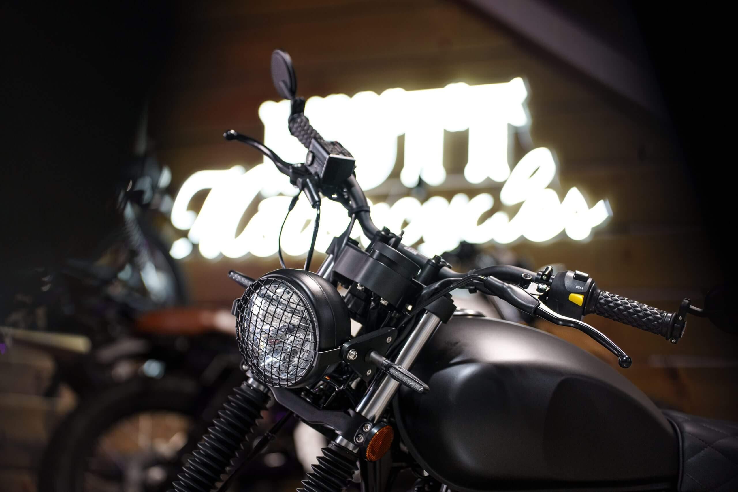 Enhancing Visibility and Style with ⁢Custom⁣ Lighting