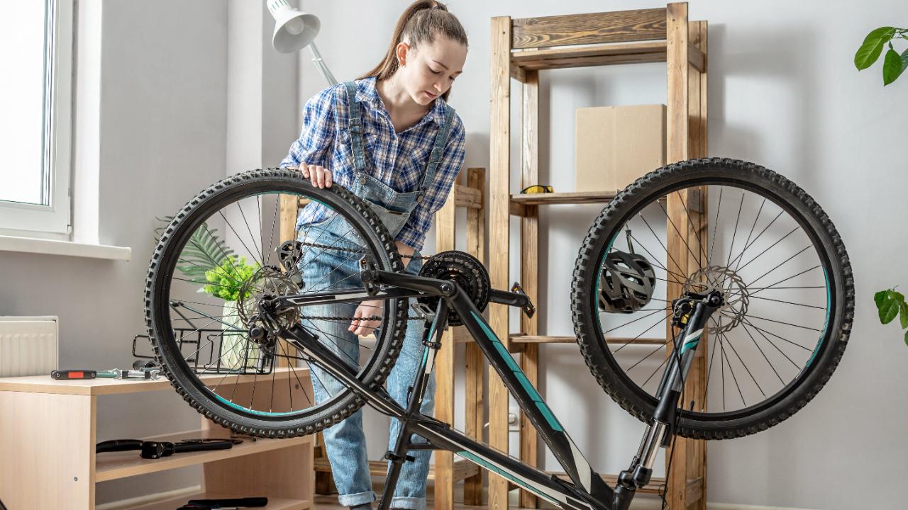 Bike Maintenance⁢ Essentials: Tools​ and Products Every Rider Should Have