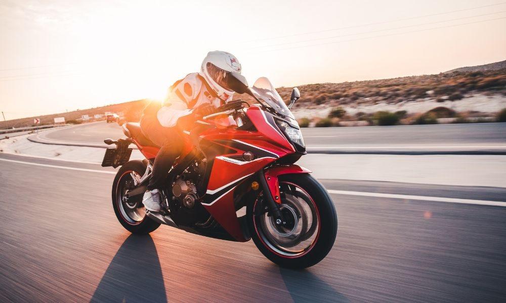 Upgrading‌ Your Motorcycle's​ Performance with Accessories