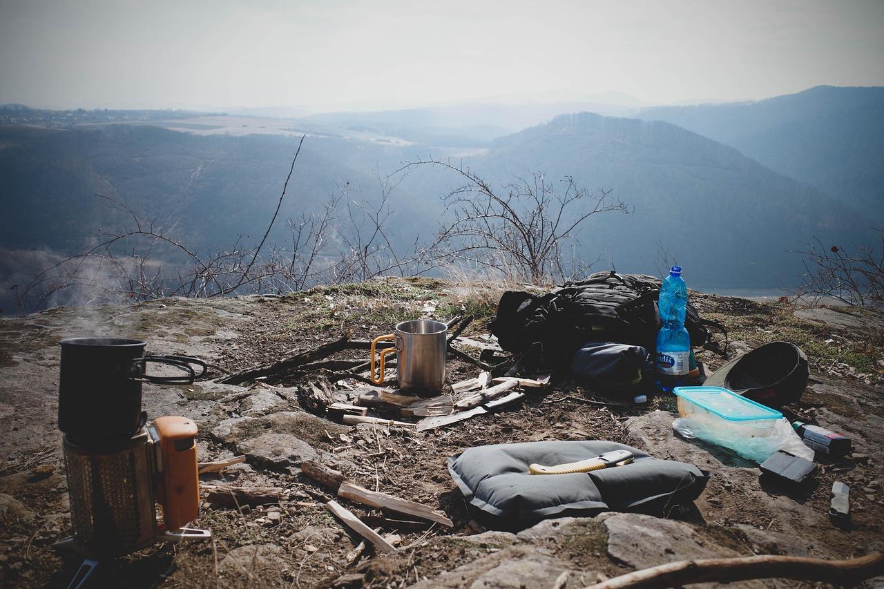 Enhancing Your Adventure with Essential ⁢Camping Gear