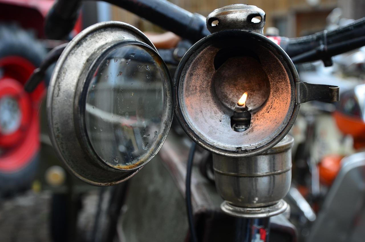 Upgrading⁤ Your ​Bike's Lighting for Visibility and Style
